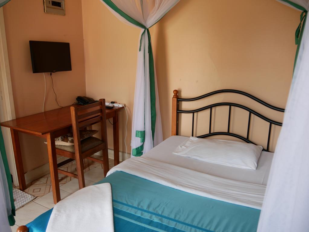 Hotel Acacia City Kampala Exterior photo